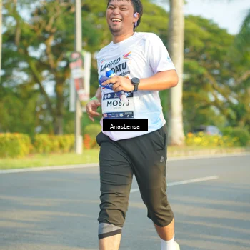 Runner Photo 7796106