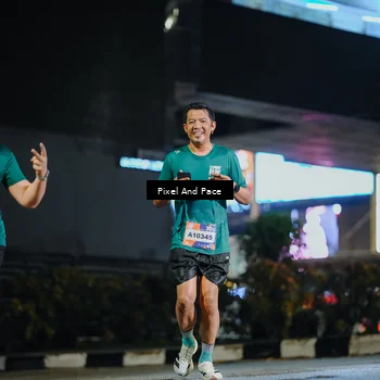 Runner Photo 7796113