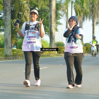 Runner Photo 7796119
