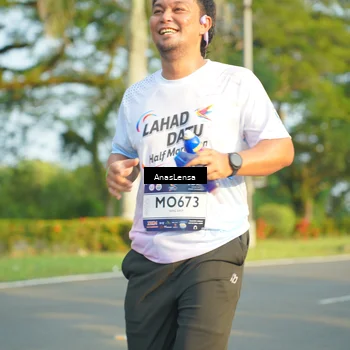 Runner Photo 7796130