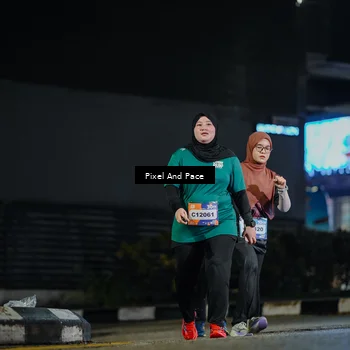 Runner Photo 7796141