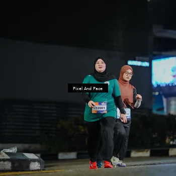 Runner Photo 7796143