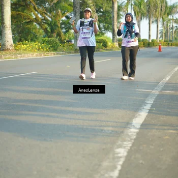 Runner Photo 7796144