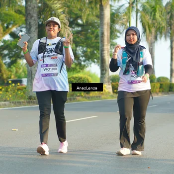 Runner Photo 7796151