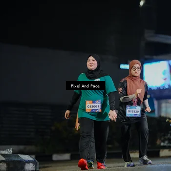 Runner Photo 7796170
