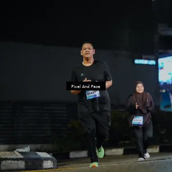 Runner Photo 7796177