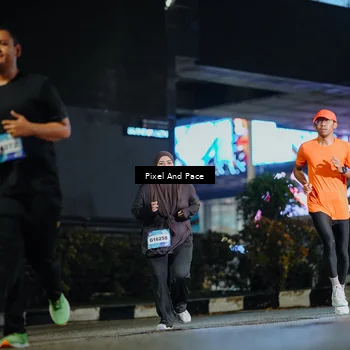 Runner Photo 7796180