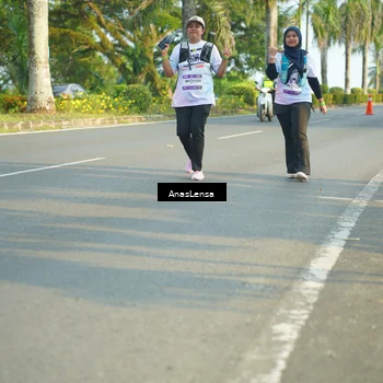 Runner Photo 7796182