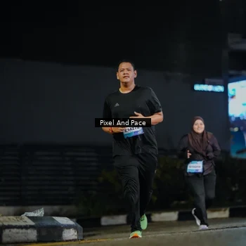Runner Photo 7796188