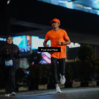 Runner Photo 7796190