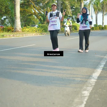Runner Photo 7796202