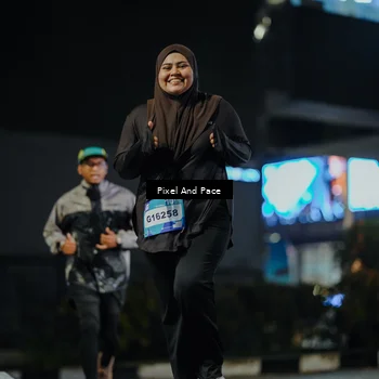 Runner Photo 7796210