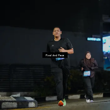 Runner Photo 7796218