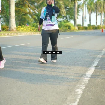 Runner Photo 7796270