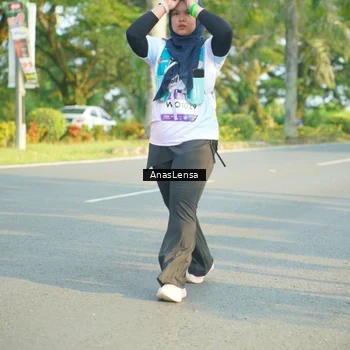 Runner Photo 7796296