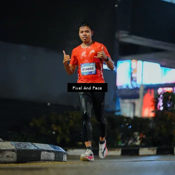 Runner Photo 7796316