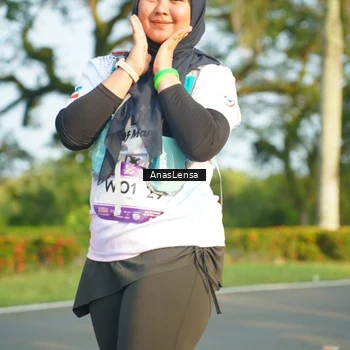 Runner Photo 7796402