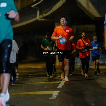Runner Photo 7796438