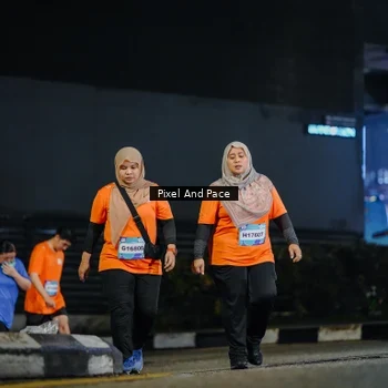 Runner Photo 7796516