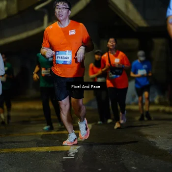 Runner Photo 7796586