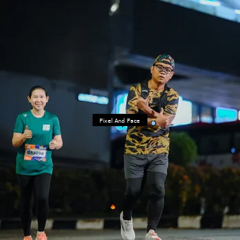 Runner Photo 7796725