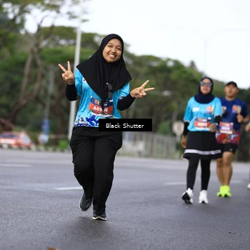 Runner Photo 7796740