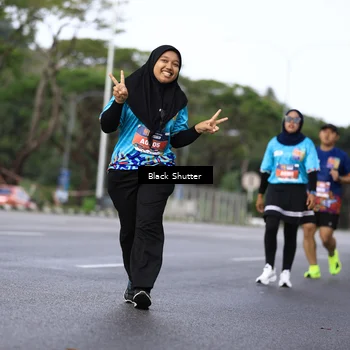 Runner Photo 7796741