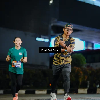 Runner Photo 7796747