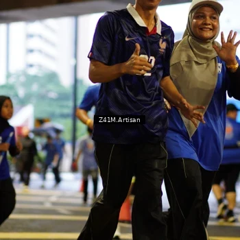 Runner Photo 7796756