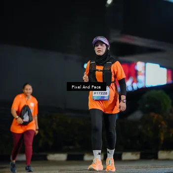 Runner Photo 7796805