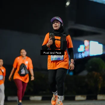 Runner Photo 7796814