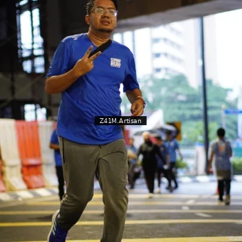 Runner Photo 7796815