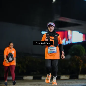 Runner Photo 7796817