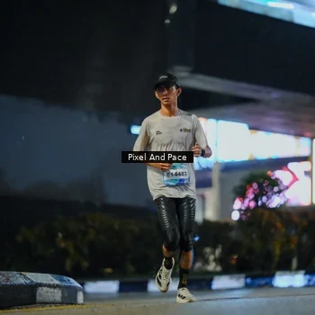 Runner Photo 7796818