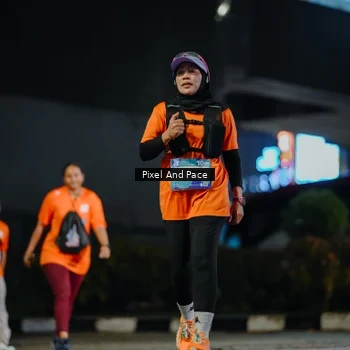 Runner Photo 7796832