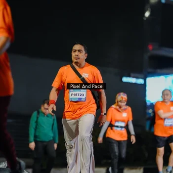 Runner Photo 7796834