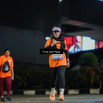 Runner Photo 7796838