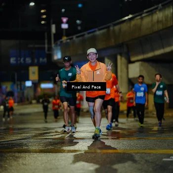 Runner Photo 7797002