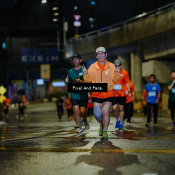 Runner Photo 7797020