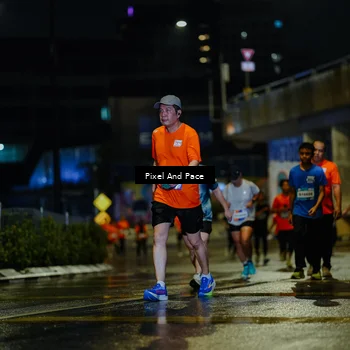 Runner Photo 7797052