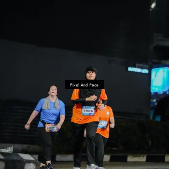 Runner Photo 7797063