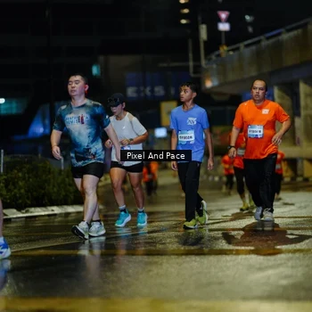 Runner Photo 7797078