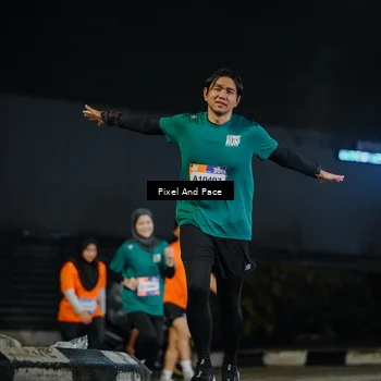 Runner Photo 7797355
