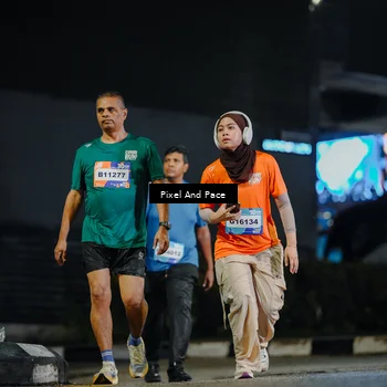 Runner Photo 7797420