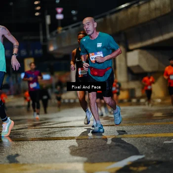 Runner Photo 7797625