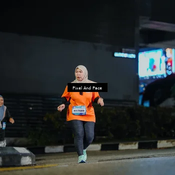 Runner Photo 7797676