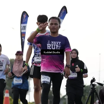 Runner Photo 7797713