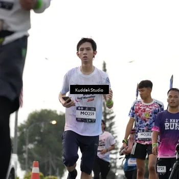 Runner Photo 7797725