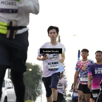 Runner Photo 7797734