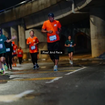 Runner Photo 7797803